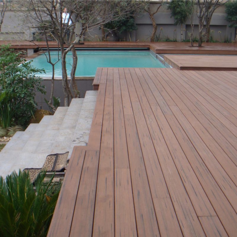How long does composite decking last