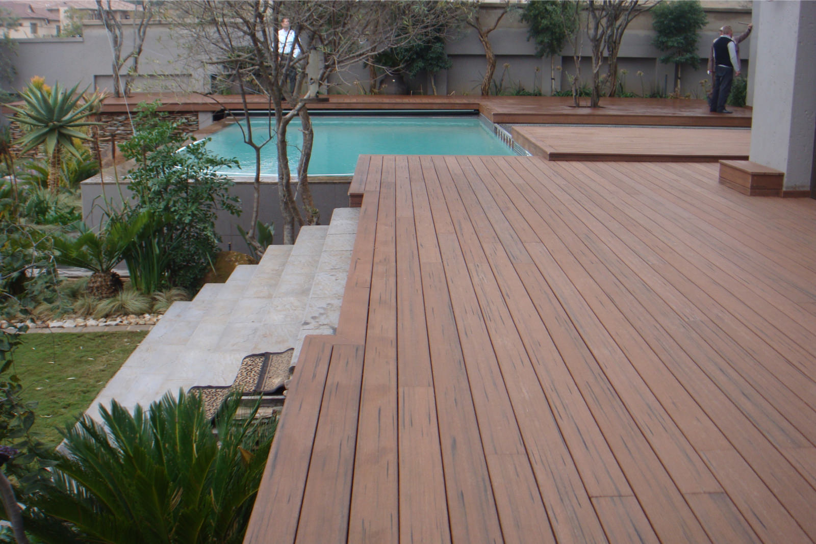 How long does composite decking last? – Sherwood Lumber