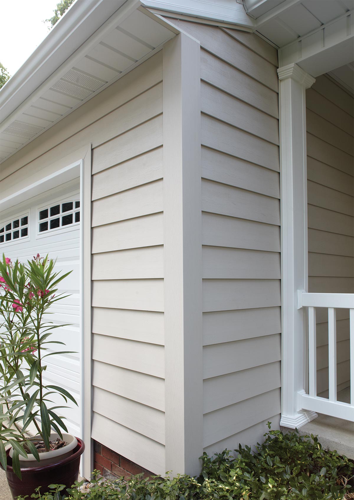 Composite vs Wood Clapboard Siding - Sherwood Lumber